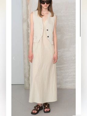 TELA Made in Italy Fiona Midi Dress with Built in Vest in Cream Size Small